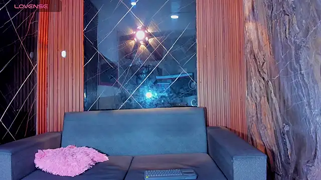 Miilu sexy online show from 10.04.25