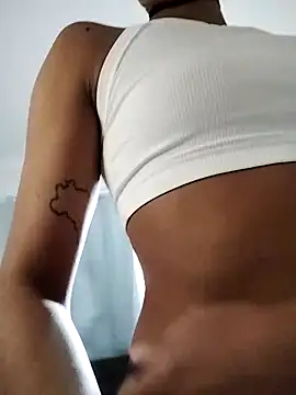 Helenoir online show from 03.01.26