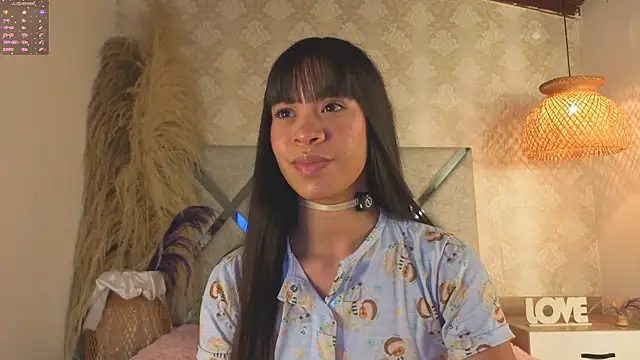 kimhilton  online show from 11.09.25