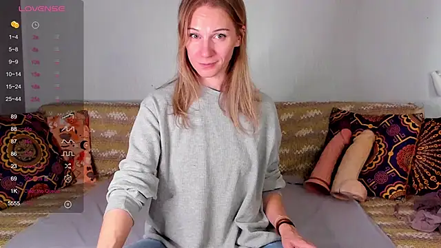 Amalia Mio online show from 10.30.25