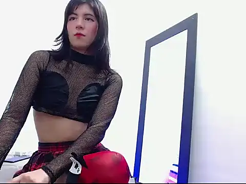 YEIMY SWEET  online show from 10.04.25