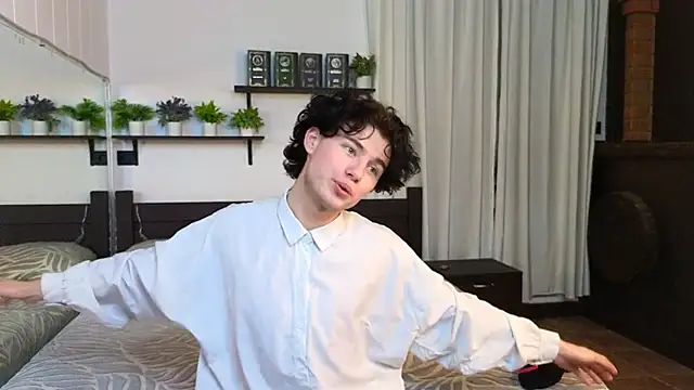 Cute Mike online show from 02.12.26