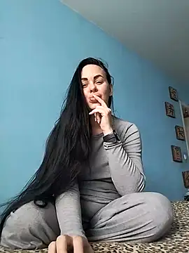 Stefaniyaxq online show from 10.19.25