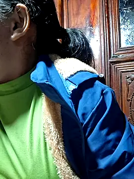 miomio-12 online show from 11.22.25