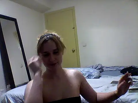 Snapshot of celeste_420ff chatting on 05.25.26 celeste 420ff online show from 05.25.26