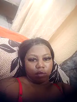 Snapshot of Lollilips105 chatting on 11.19.25 Lollilips105 online show from 11.19.25