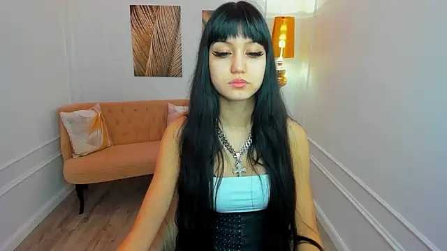 TiffanyYounge online show from 02.04.26