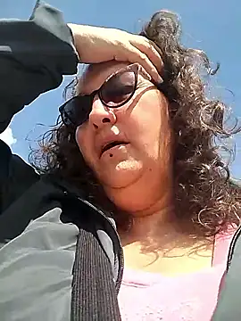 -saraqueen- online show from 12.01.25