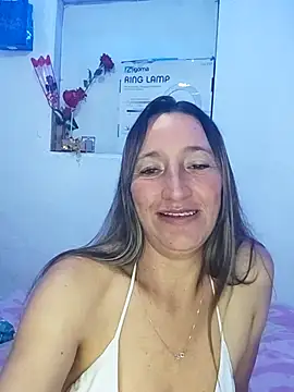 Keila10 online show from 10.22.25