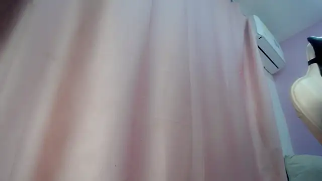 Snapshot of cielooo_ chatting on 04.05.26 cielooo online show from 04.05.26