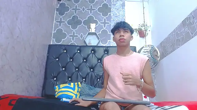 sexyboys cutex18 online show from 04.14.26