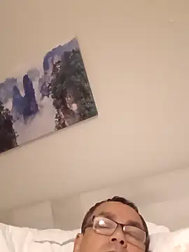 Snapshot of Alfred_00000 chatting on 04.11.26 Alfred 00000 online show from 04.11.26