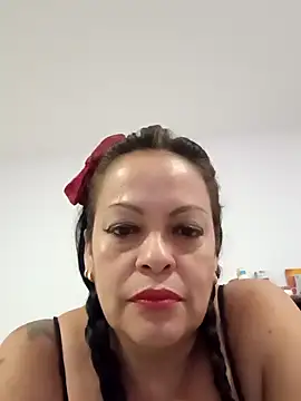 Lucia-Naughty online show from 10.12.25