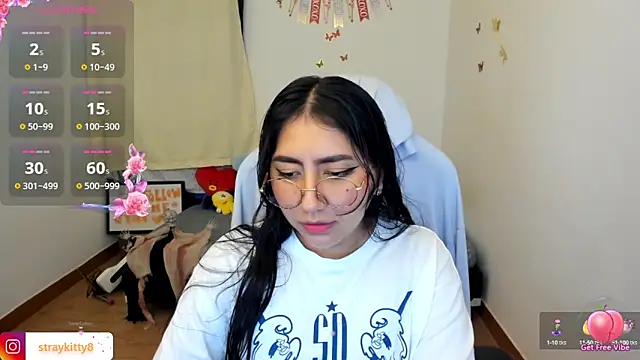 LoveLyy- online show from 10.16.25