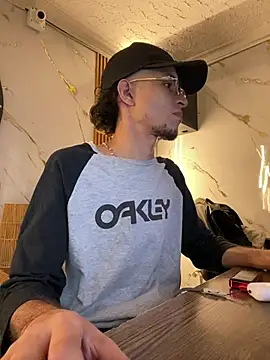 santyrestrepo online show from 07.21.26