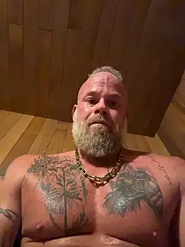 Snapshot of Muscledick40 chatting on 03.12.26 Muscledick40 online show from 03.12.26