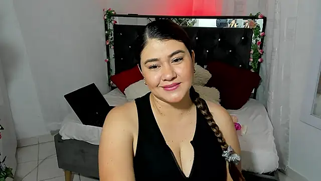 Sarah bigass Co online show from 10.30.25