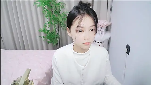 Snapshot of mili0923 chatting on 10.24.25 mili0923 online show from 10.24.25