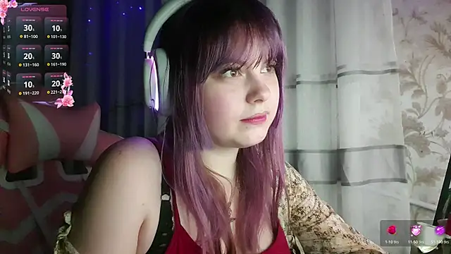 Snapshot of KristiBloom chatting on 03.01.26 KristiBloom online show from 03.01.26