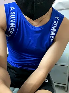 Snapshot of Boyshuaaa chatting on 10.31.25 Boyshuaaa online show from 10.31.25