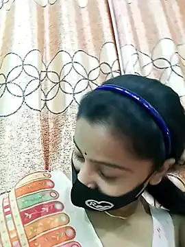 daisy-03 online show from 11.10.25