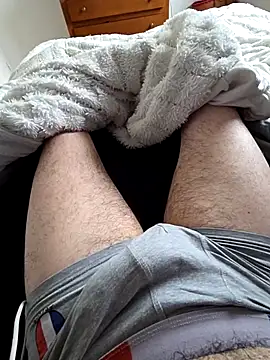 bi5050chaud online show from 12.05.25