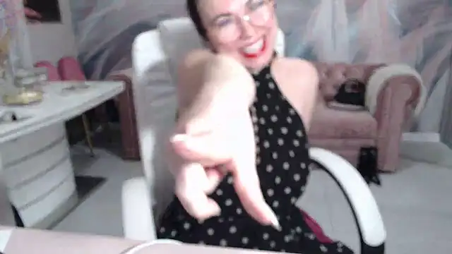 Arisa5000 online show from 02.13.25