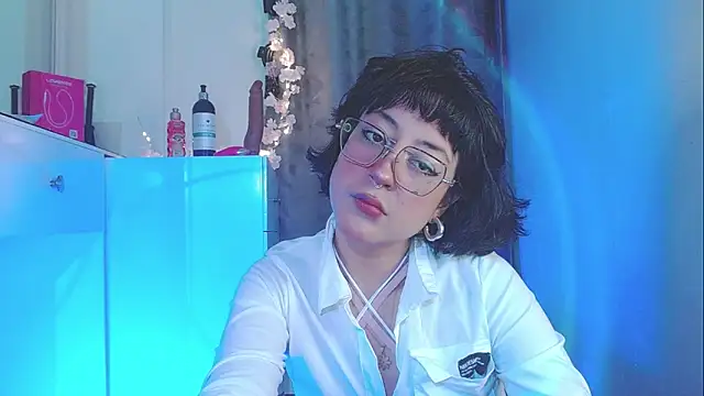 zora blue777 online show from 10.16.25