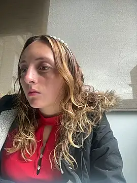 Snapshot of Mia_dca chatting on 11.06.25 Mia dca online show from 11.06.25