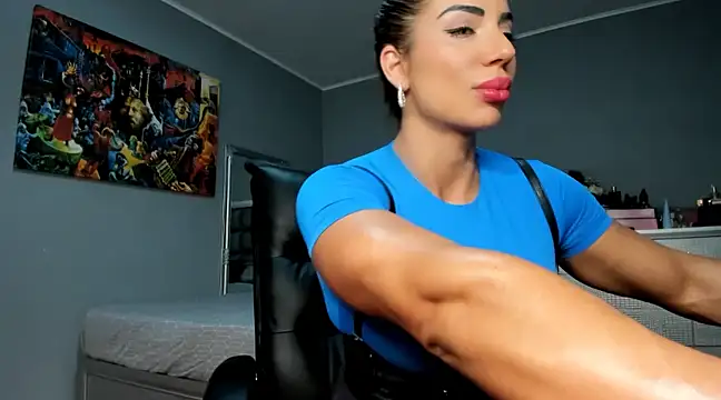 Alesyamuscledollxh online show from 02.07.25