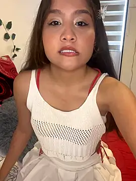  lizzybrit  online show from 10.07.25