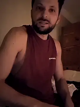 Snapshot of felipelon07 chatting on 11.29.25 felipelon07 online show from 11.29.25