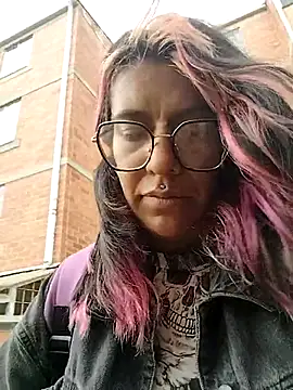 Abby 2-1 online show from 10.27.25