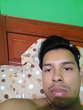 Snapshot of elvenas1106 chatting on 10.08.25 elvenas1106 online show from 10.08.25