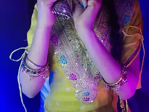 Roiseeee online show from 02.26.26