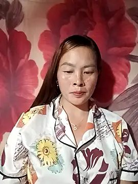 Snapshot of lucky774- chatting on 11.03.25 lucky774- online show from 11.03.25