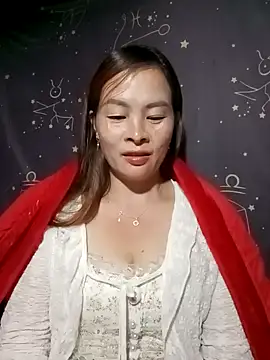 Snapshot of lucky774- chatting on 11.10.25 lucky774- online show from 11.10.25