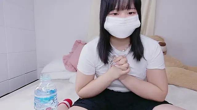 Snapshot of Nagi_25 chatting on 10.11.25 Nagi 25 online show from 10.11.25