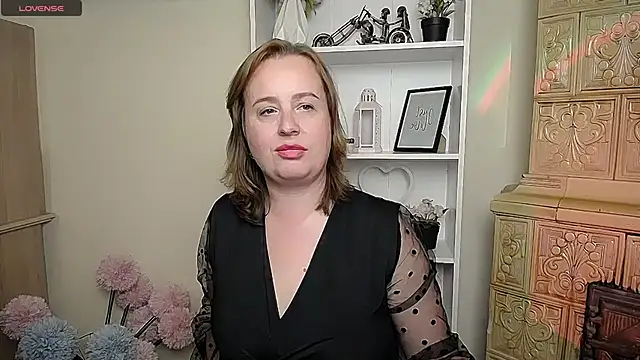 HelenFl online show from 10.07.25