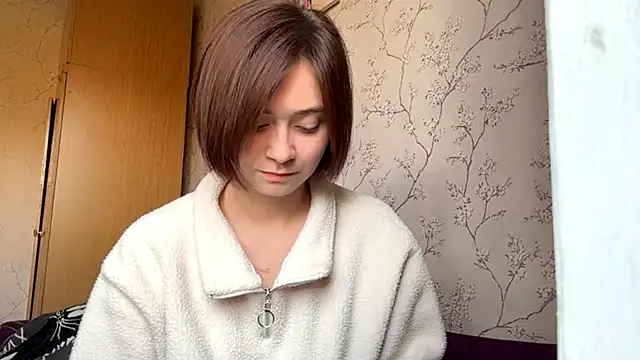 Snapshot of FrancesSoran chatting on 10.18.25 FrancesSoran online show from 10.18.25