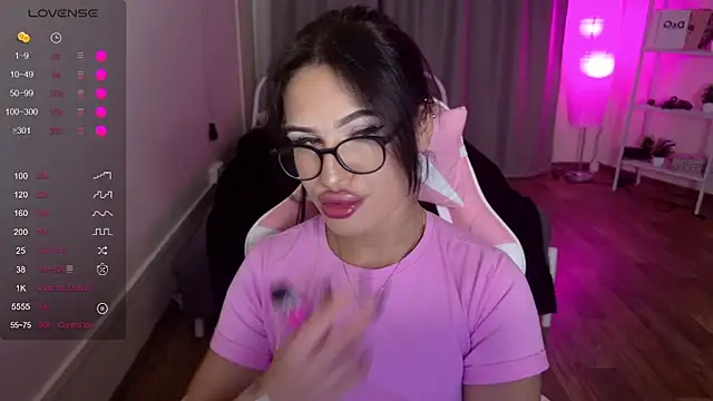 ShayLisse online show from 11.30.25