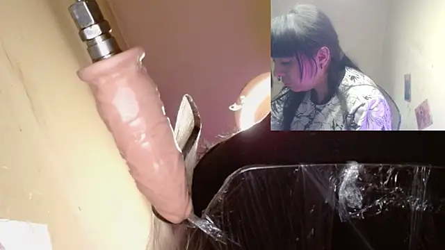 Lunabunnycreamy online show from 11.11.25