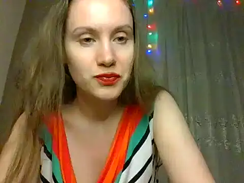 Lynirina online show from 07.18.26