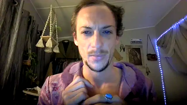 Snapshot of Dubbsssss chatting on 03.11.26 Dubbsssss online show from 03.11.26