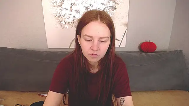 Evarey  online show from 10.23.25