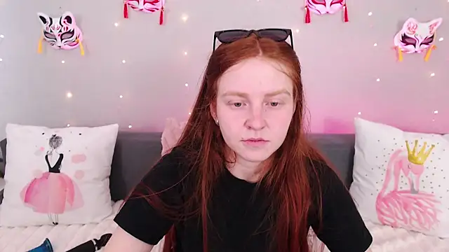 Evarey  online show from 07.30.26
