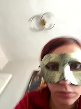 Snapshot of Teengirlmiaa chatting on 11.18.25 Teengirlmiaa online show from 11.18.25