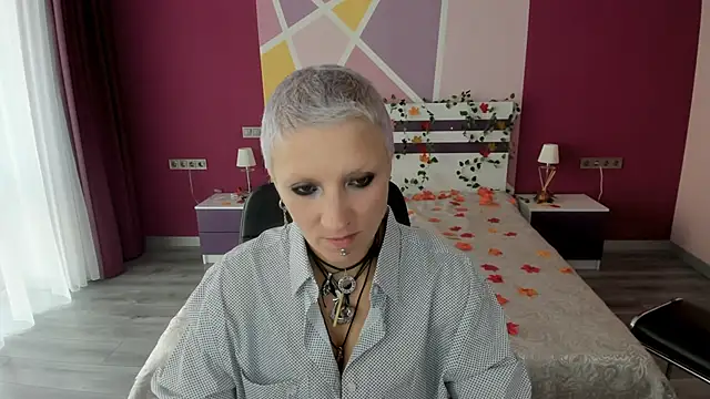LiluSprings online show from 10.07.25