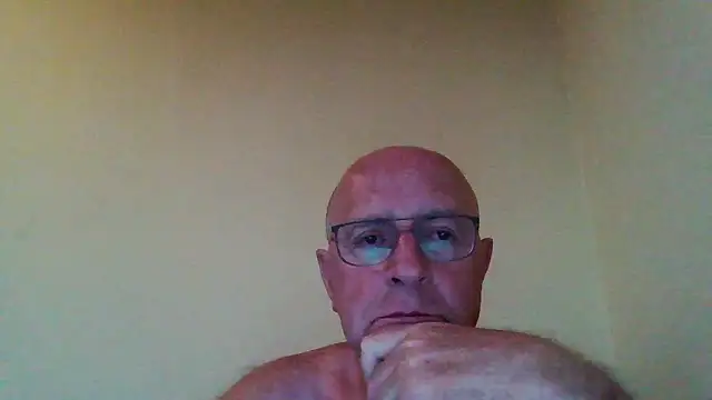Snapshot of rudy-kralik chatting on 01.08.26 rudy-kralik online show from 01.08.26