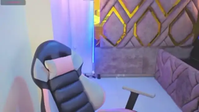 Addyy 02 online show from 01.12.26